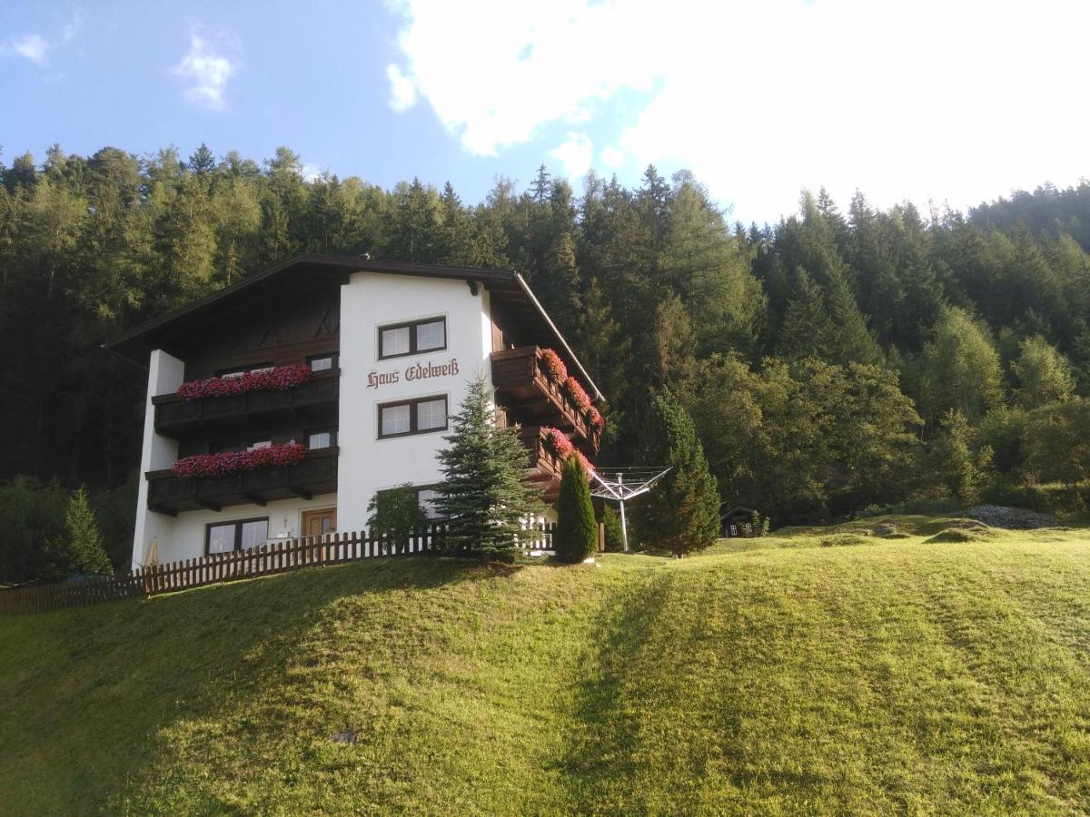 제르젠스 Haus Edelweiss B&B 외부 사진